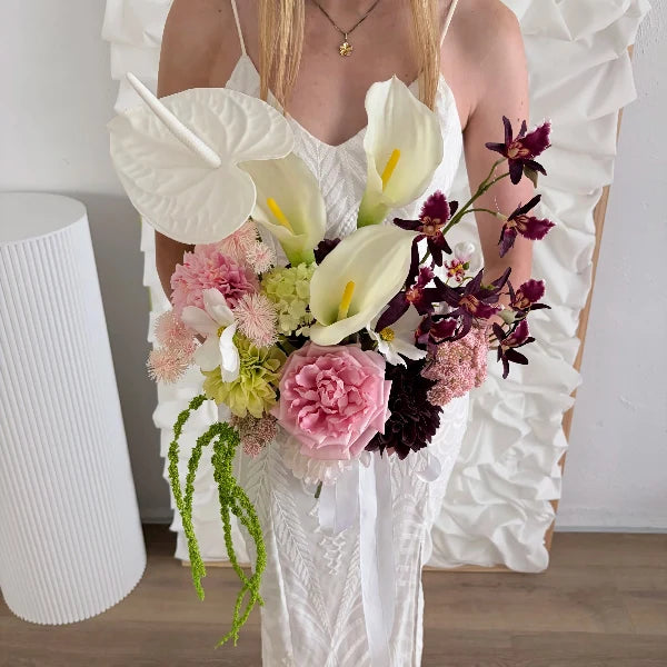 Why High-End Weddings Are Switching to Premium Real-Touch Florals